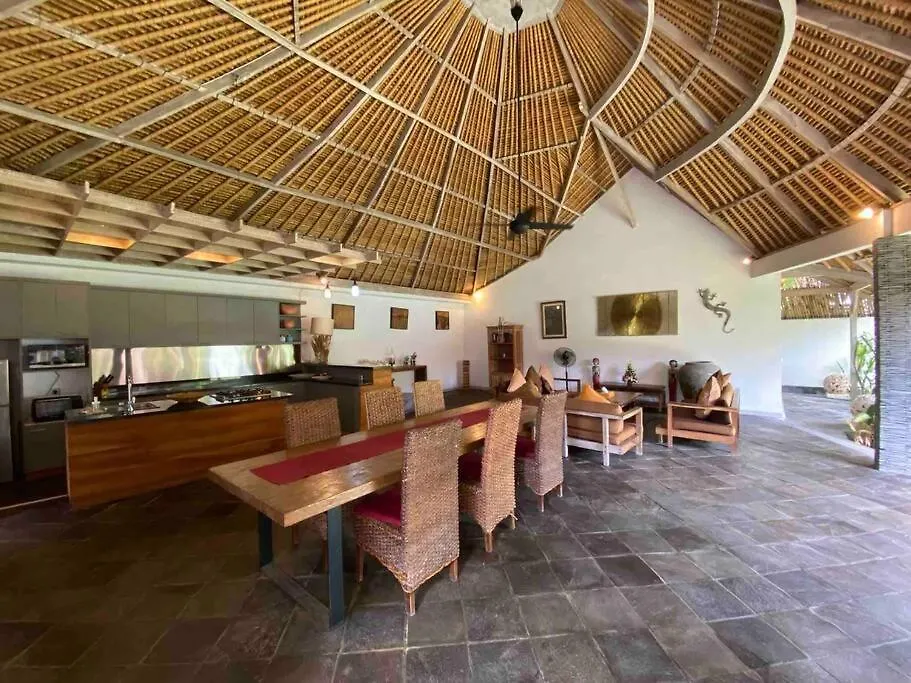 Villa Suara Ocean - A Cozy 3 Bedrooms Villa With Pool Seminyak  0*, Seminyak (Bali)