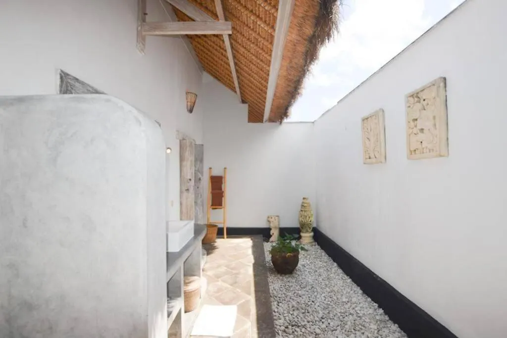 Villa Suara Ocean - A Cozy 3 Bedrooms Villa With Pool Seminyak   Seminyak (Bali)