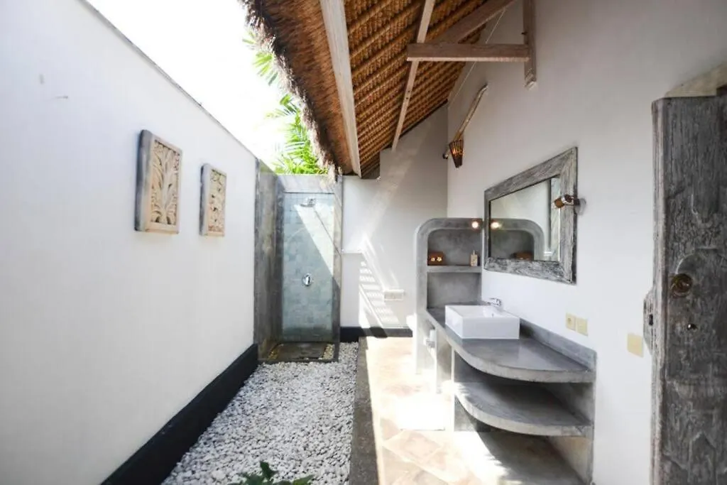 Villa Suara Ocean - A Cozy 3 Bedrooms Villa With Pool Seminyak