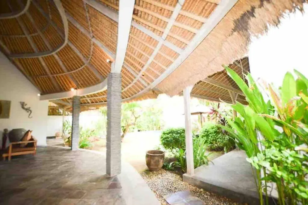 Villa Suara Ocean - A Cozy 3 Bedrooms Villa With Pool Seminyak